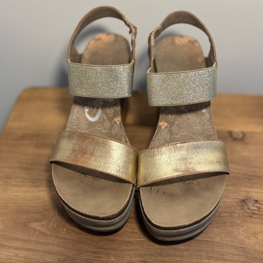 OTBT wedges - Picture 2 of 7